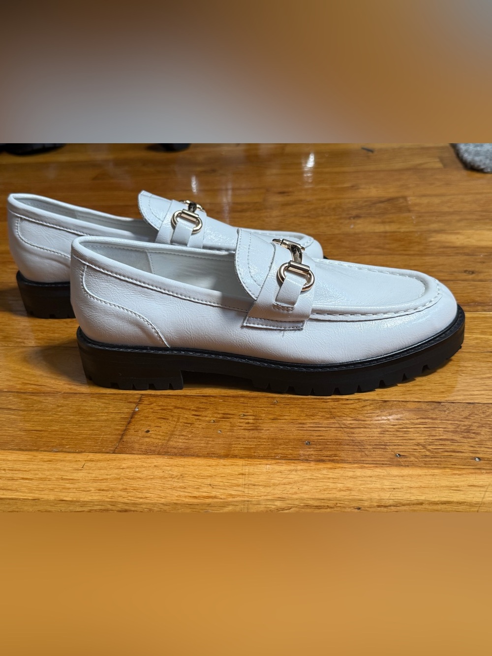 Steve Madden White Leather Loafer with Gold Horsebit Buckle